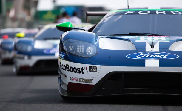 El equipo Ford Chip Ganassi Racing se prepara para arrancar en Le Mans 