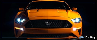 Ford Mustang 2019, equipado con potentes faros para iluminar cualquier trayecto