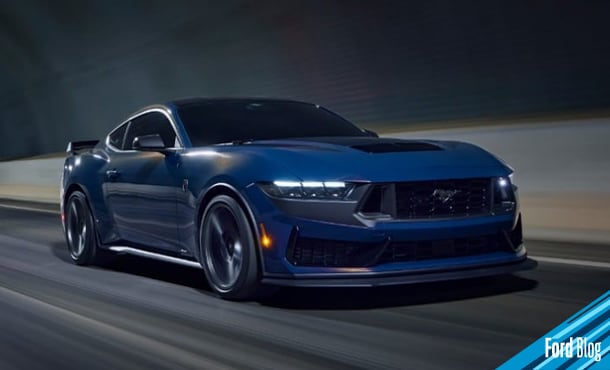 Ford Mustang Dark Horse, con exclusiva pintura metálica Blue Ember e imponente diseño deportivo