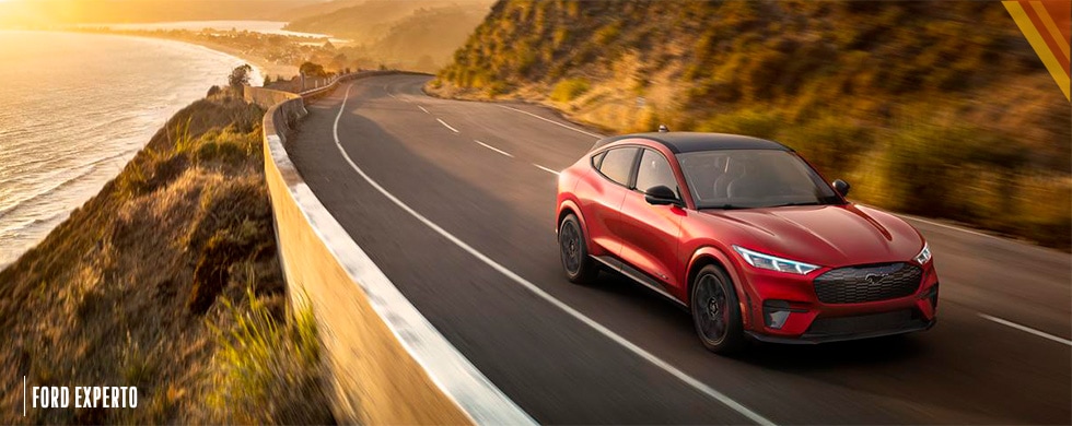 Descubre todo lo que tienes que saber de la Camioneta SUV Eléctrica Ford Mustang Mach-E 2022