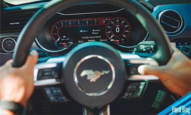 Ford Mustang Mach-1 Fighter Jet, con Tecnología de Conectividad Android Auto y Apple Carplay