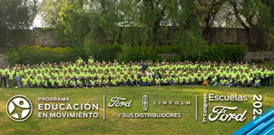 Maestros de Escuelas Ford se comprometen con la educación en nuestro país