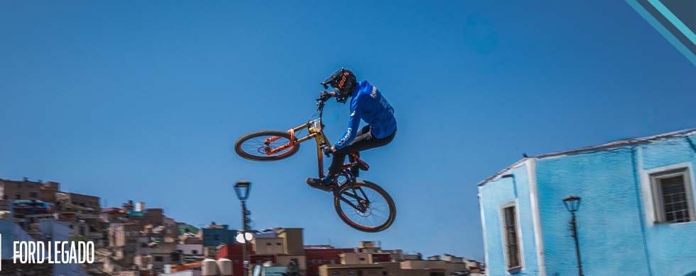 En evento colaboración de Red Bull y Ford, ciclistas compitieron en el rally Guanajuato Cerro Abajo