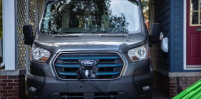 Ford E-Transit la Van comercial ideal para tu negocio, equipada con el Sistema SYNC 4