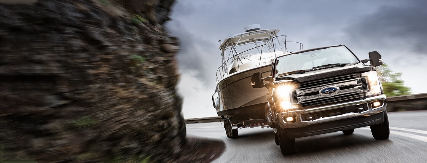 Información relevante del camión de trabajo Ford F-250 2019