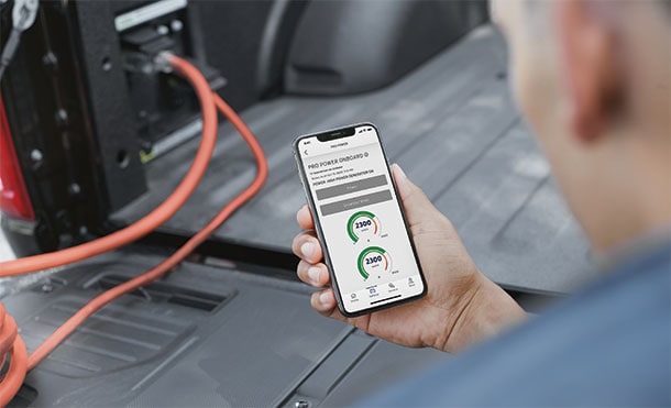 Ford Lobo Híbrida 2023, Pickup con Generador de Corriente y Enchufes para conectar dispositivos