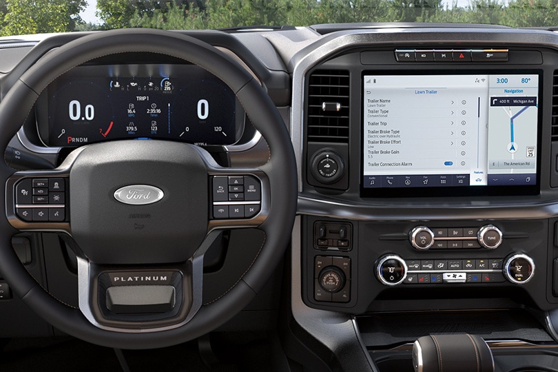 Pantalla y Cluster digitales de Gran conectividad y funcionalidad en Pickup Ford Lobo Hibrida 2026