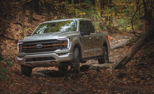 Pickup Ford Lobo Tremor 2022, la Camioneta Pickup que Equipa Asistencias de Manejo Todoterreno