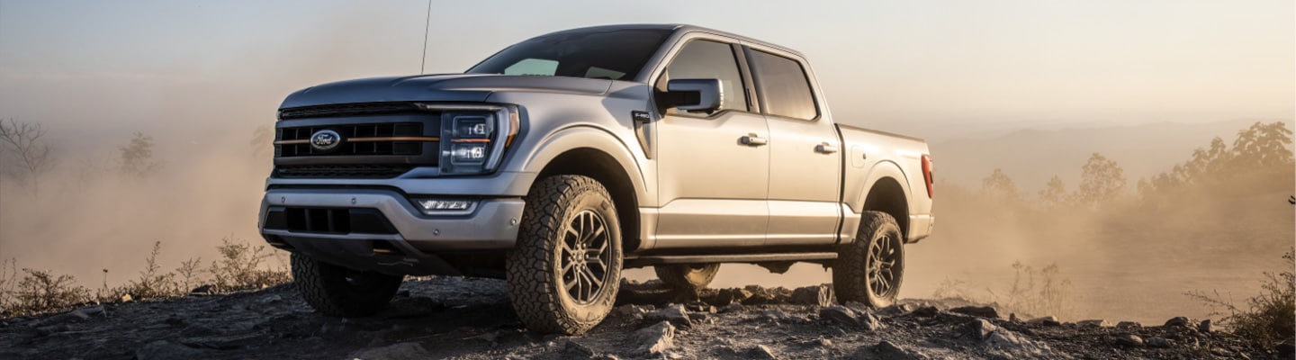 Ford Lobo 2023 versión Tremor High, Pickup 4x4 para terrenos extremos en Off-Road
