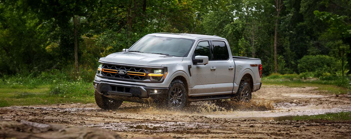 Ford Lobo Tremor 2025 incluye Tecnología 1 Pedal para Conducción en OffRoad
