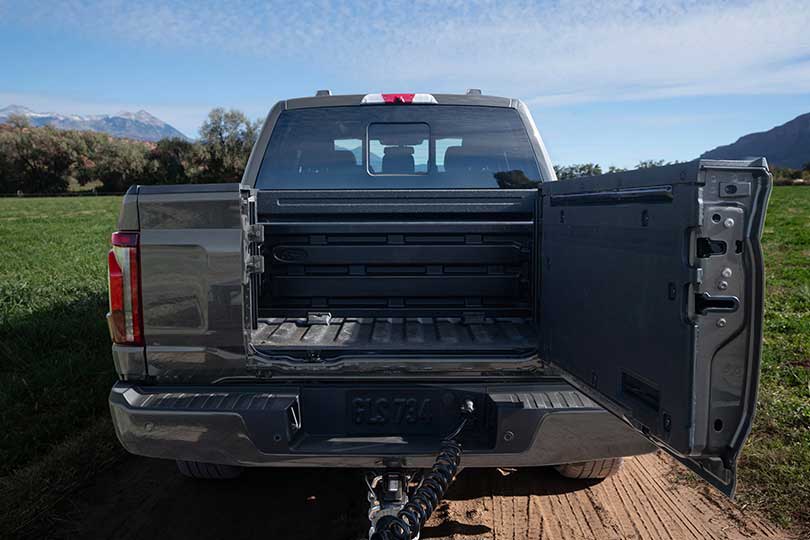 La Pickup Ford Lobo 2026 con Espacio de Carga Versátil, Batea Multiacceso e iluminacion 360 grados