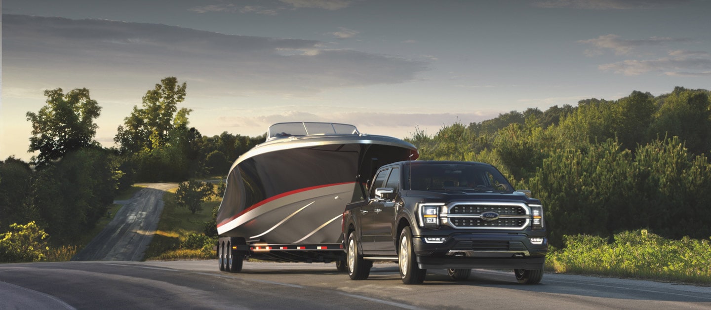 Especificaciones y Ficha Técnica del Camión de Trabajo Ford Lobo 2021