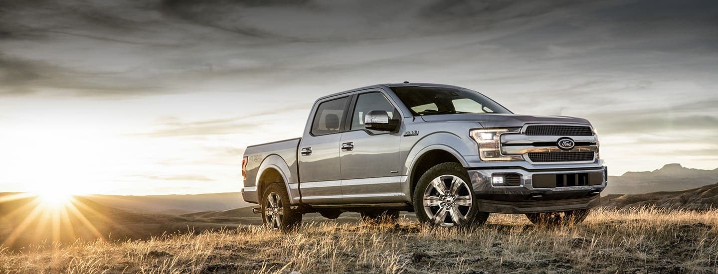 Información relevante del camión Ford Lobo 2019