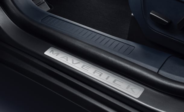 Molduras de Estribo PUTCO para Puerta de Pickup Ford Maverick 2022 Acero Inoxidable