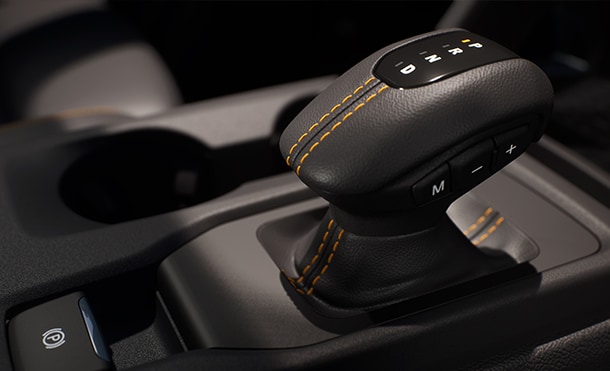 Palanca de cambios forrada en piel E-Shifter de versión Wildtrak de Ford Ranger 2024
