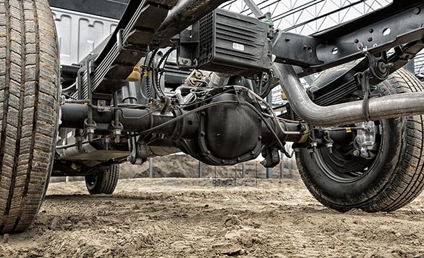 Ford Super Duty Chasis 2025, Camión de Trabajo con Suspensión Delantera y Trasera Independiente