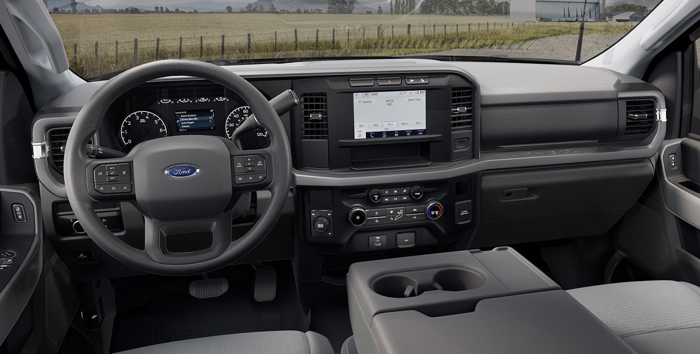 Ford Super Duty Chasis 2026, Camión de Trabajo con Pantalla de 8 pulgadas y SYNC4