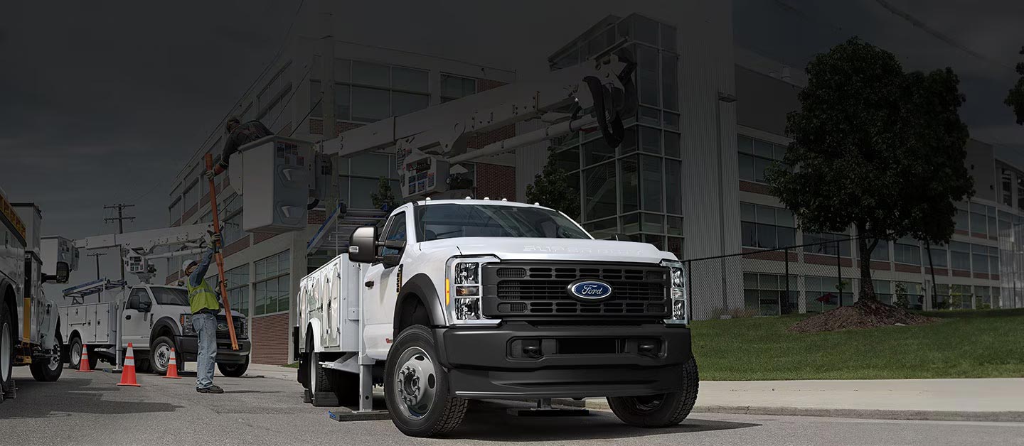 Ford Super Duty Chasis 2023, Potente y Versátil Camión de Gran Capacidad de carga para Trabajo