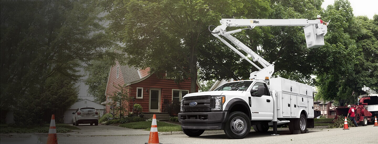 Información relevante del camión de trabajo Ford Super Duty Chasis 2019