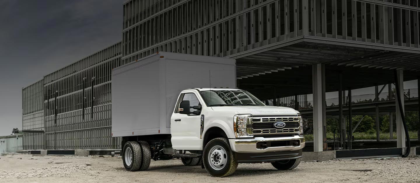 Ford Super Duty Chasis 2024, Potente y Versátil Camión de Gran Capacidad de carga para Trabajo