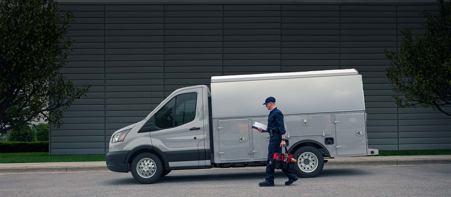 Ford Transit Chasis 2024, el Camión Cabina Comercial de Trabajo ideal para tu negocio