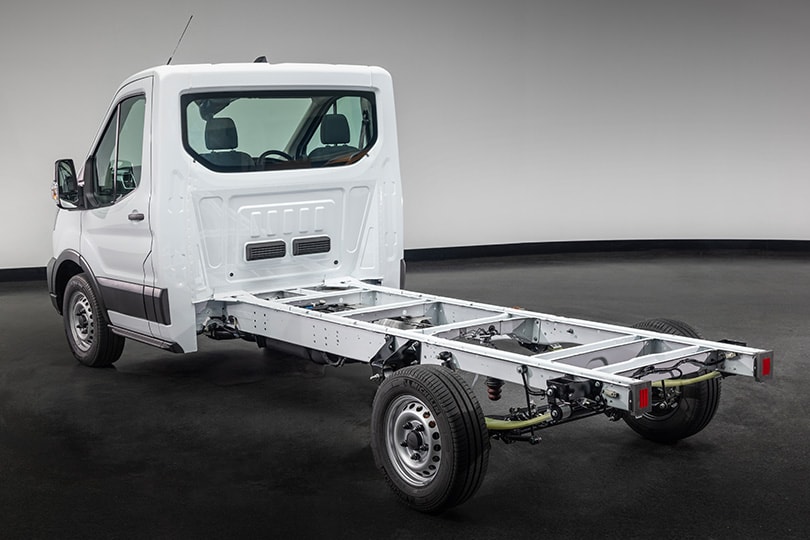 Descubre todas las posibilidades de adaptabilidad que te Brinda Ford Transit Chasis 2027