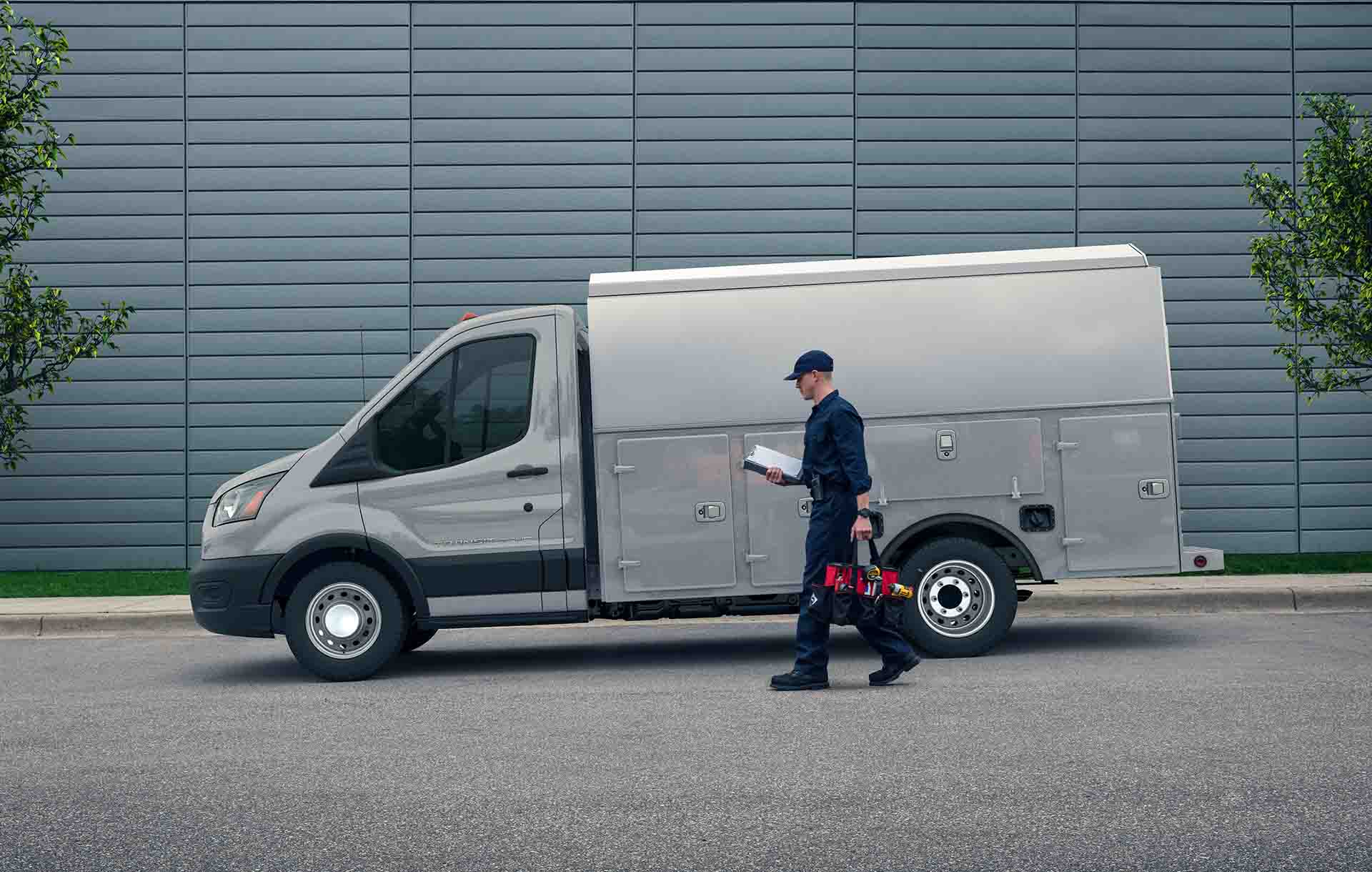 Flotilla de Camiones de Trabajo Ford Transit Chasis 2027 para mantener el control de tu vehículo