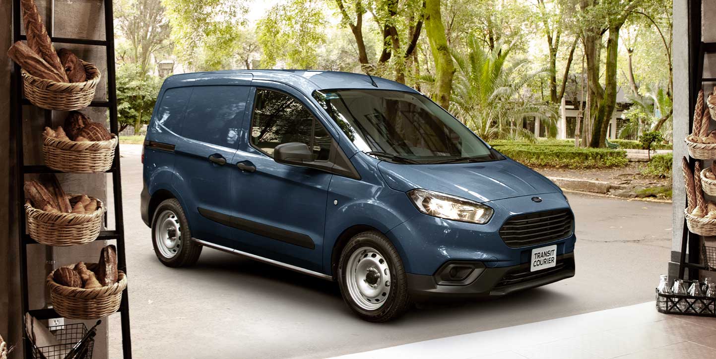 Volumen y Capacidad de Carga de Ford Transit Courier 2022, la Camioneta de Logística y Trabajo