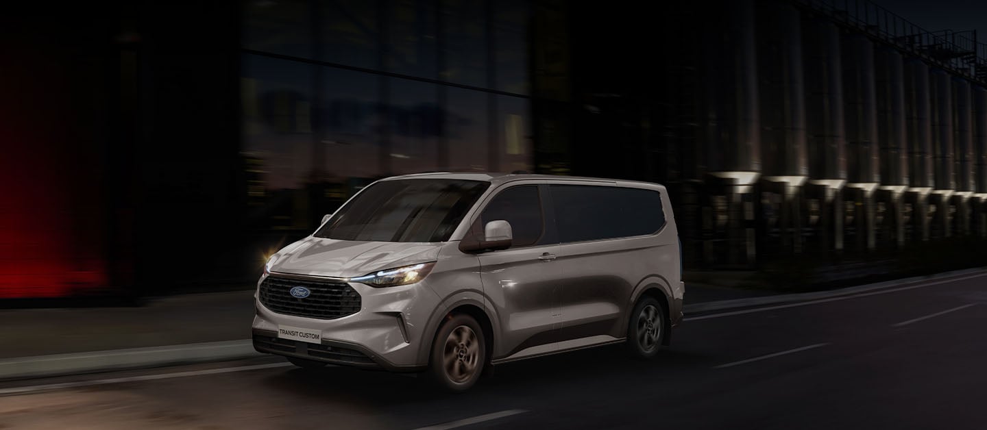 Características, Equipamiento y Versiones de Ford Transit Custom 2025, Van Comercial de Trabajo