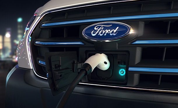 Ford E-Transit 2022, Van Eléctrica con adaptador de 120 y 240V para cargarla en cualquier lugar