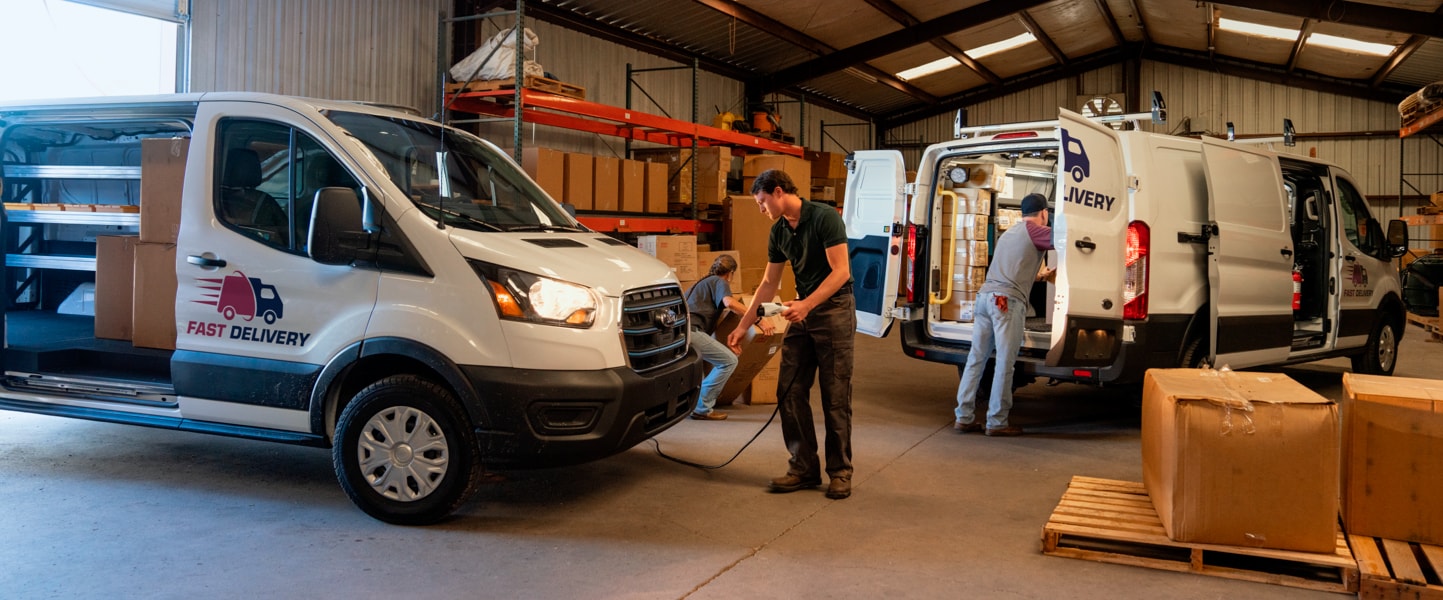 Ford E-Transit 2023, Camioneta Van de Trabajo que maximiza la productividad por su Gran Capacidad