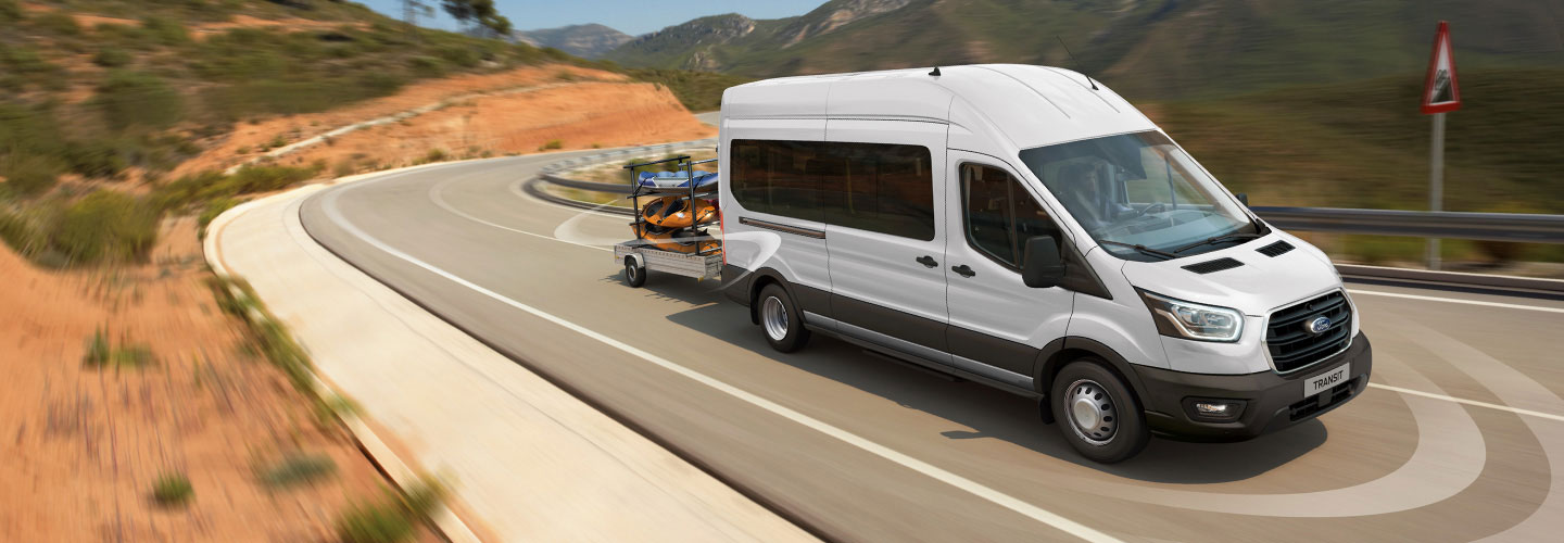 El vehículo comercial Ford Transit Pasajeros 2020 cuenta con control de aceleración inteligente