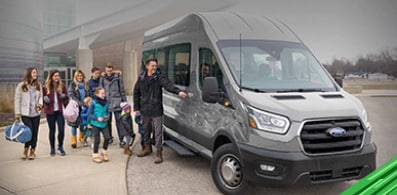 Descubre el espacio, comodidad y rendimiento de Ford Transit Pasajeros