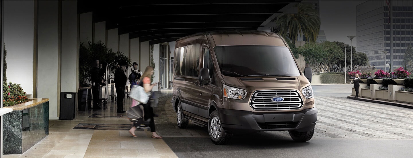 Información de Ford Transit Pasajeros 2018, Vehículo Comercial de gran rendimiento