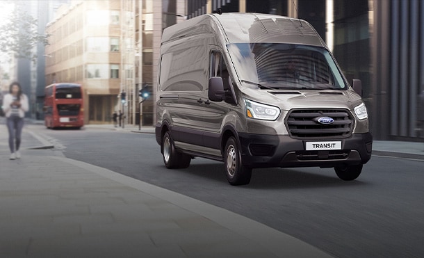Conoce el Equipamiento por Versión de la Camioneta de Trabajo Ford Transit Van 2022