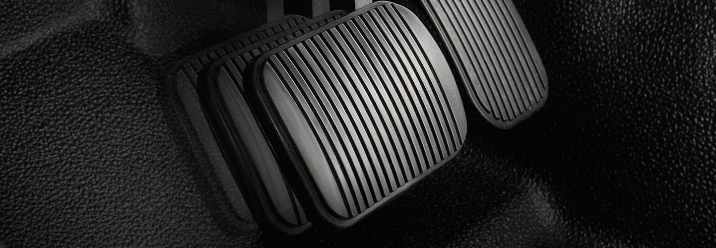 Seguridad completa equipada en Ford Transit Van 2023 con Distribución Electrónica de Frenado