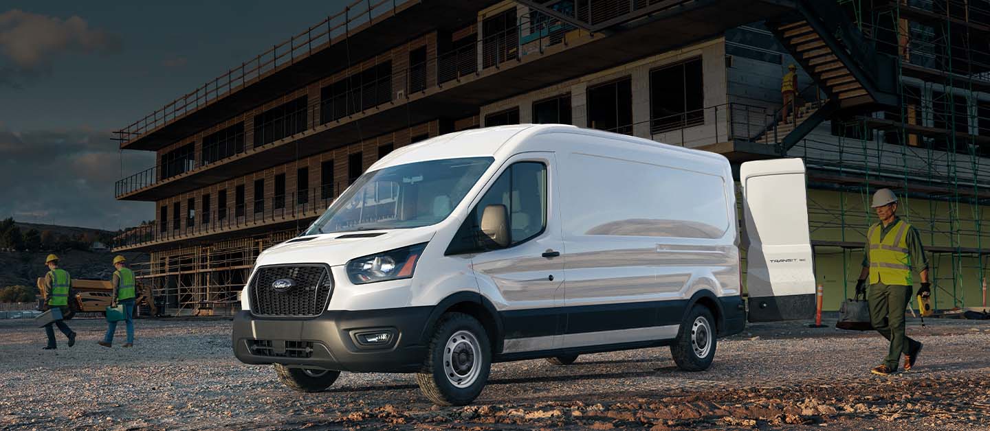 Ford Transit Van 2024, la Camioneta Comercial de Trabajo ideal para tu negocio