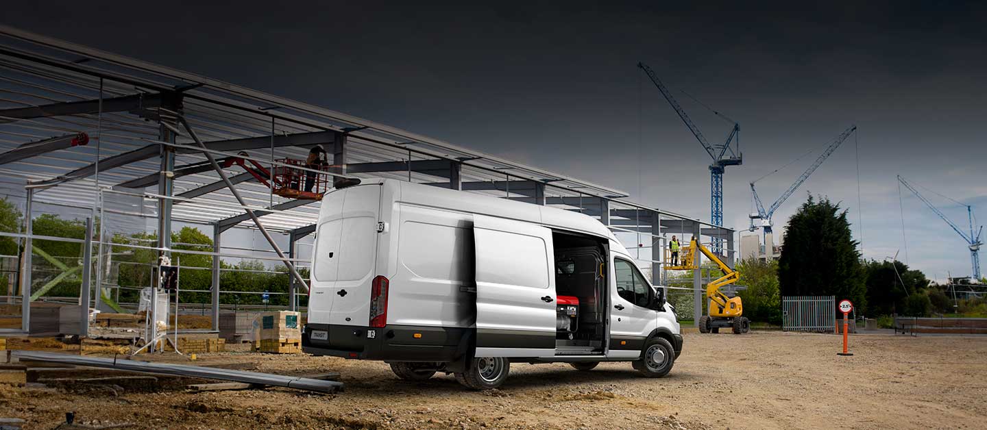 Conoce características, especificaciones y tecnologías de Ford Transit Van 2026