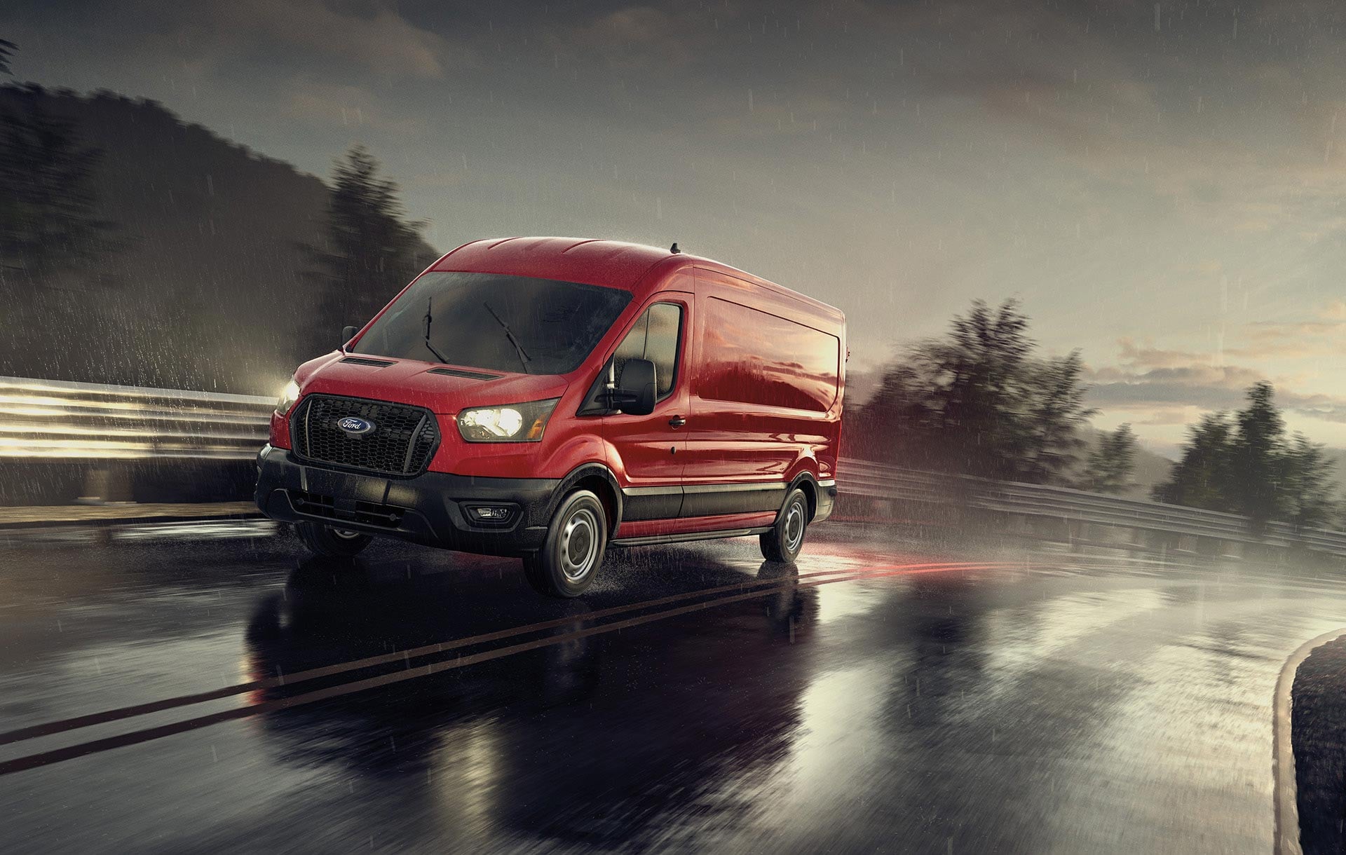 Adapta Ford Transit Van 2027 a tu negocio gracias a su Versatilidad y Rendimiento