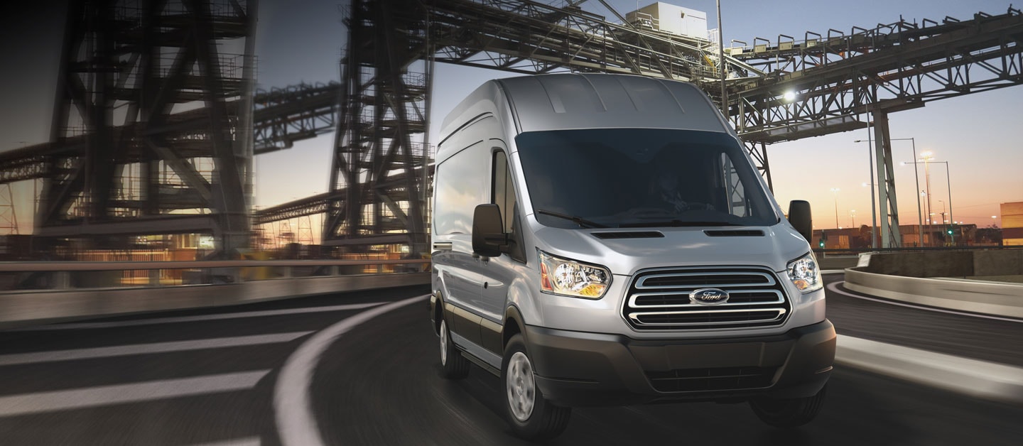 Información de Vehículo Comercial Ford Transit Van 2019