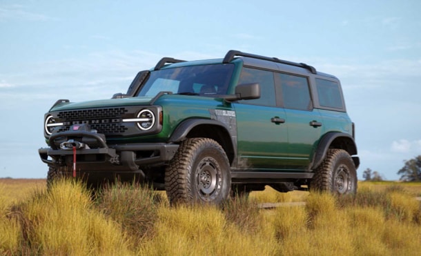 Características y Equipamiento de la Camioneta Todoterreno Ford Bronco 2022 Versión Everglades