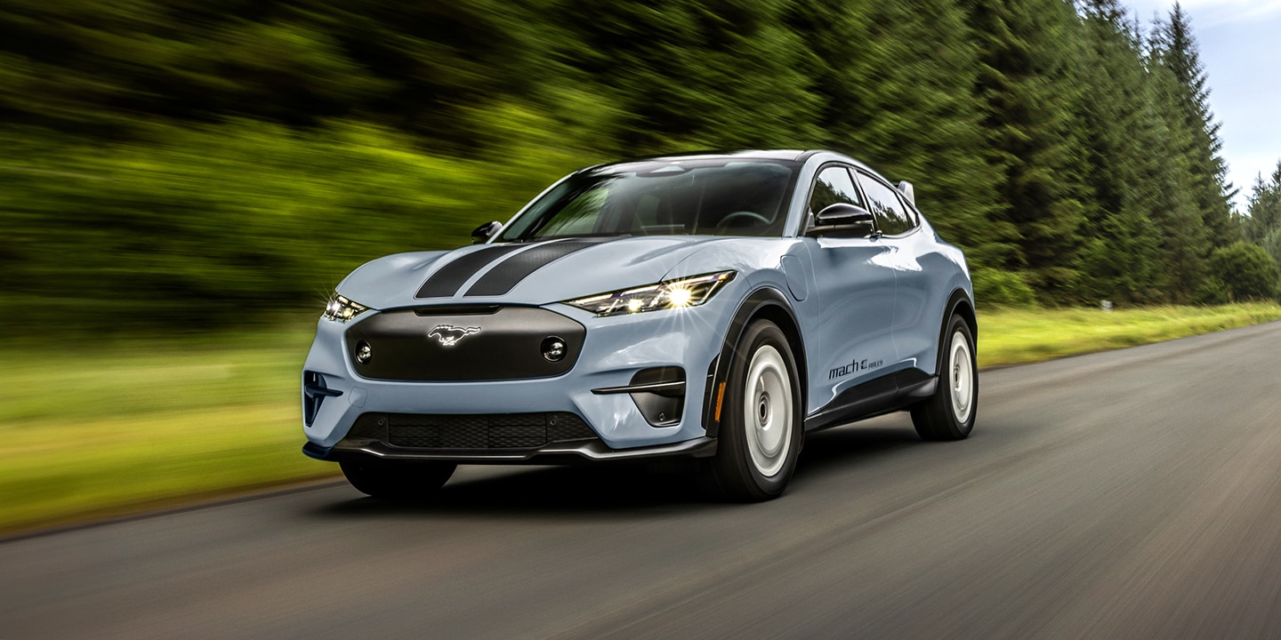 Conoce todo el equipamiento y capacidades de Ford Mustang Mach E, la Camioneta SUV de Desempeño excepcional