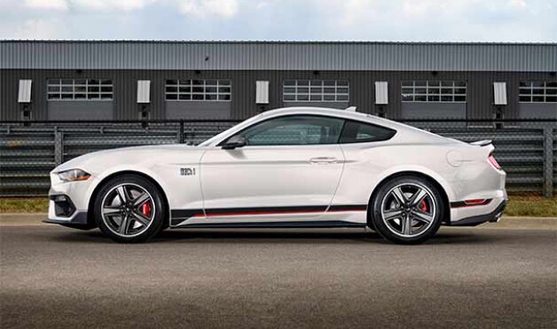 Gran Maniobrabilidad de Ford Mustang Mach-1 2023, Auto Deportivo para conducir a altas velocidades