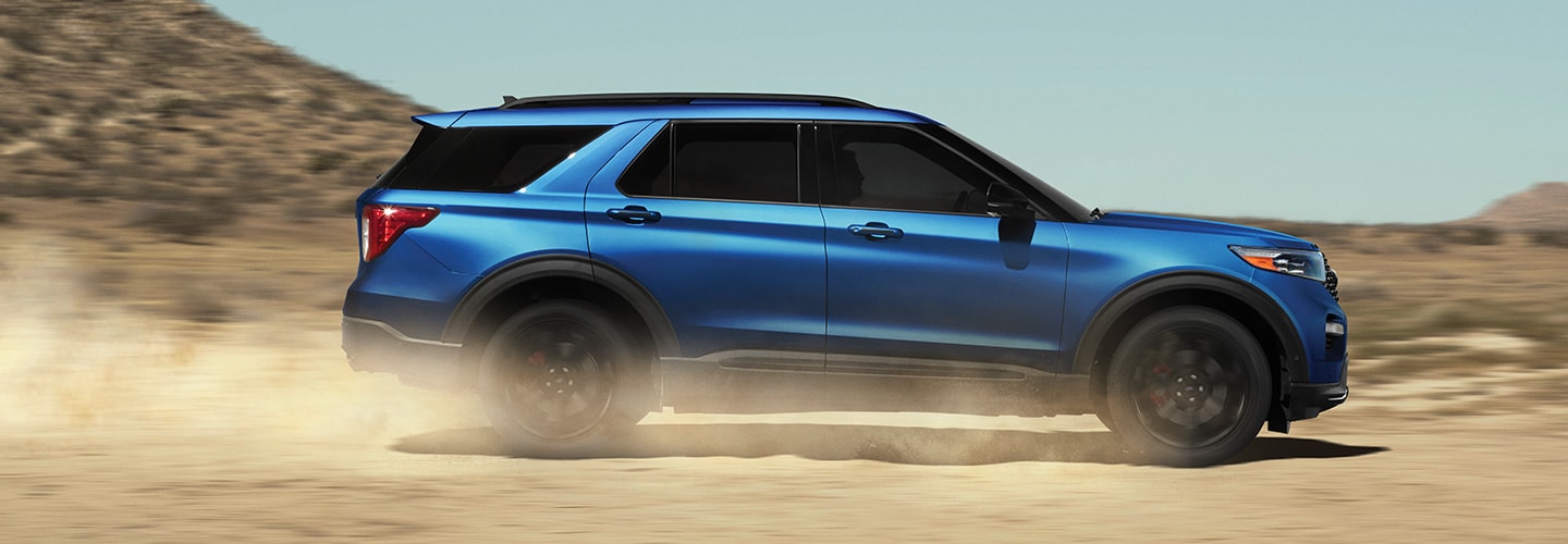 La camioneta SUV deportiva Ford Explorer ST 2020 cuenta con tecnología Control de Crucero Adaptativo