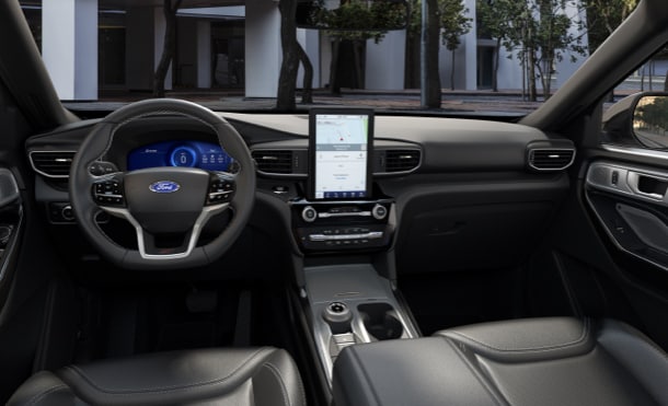 Pantalla Táctil 10 Pulgadas en Consola Central de la Camioneta Deportiva SUV Ford Explorer ST 2023