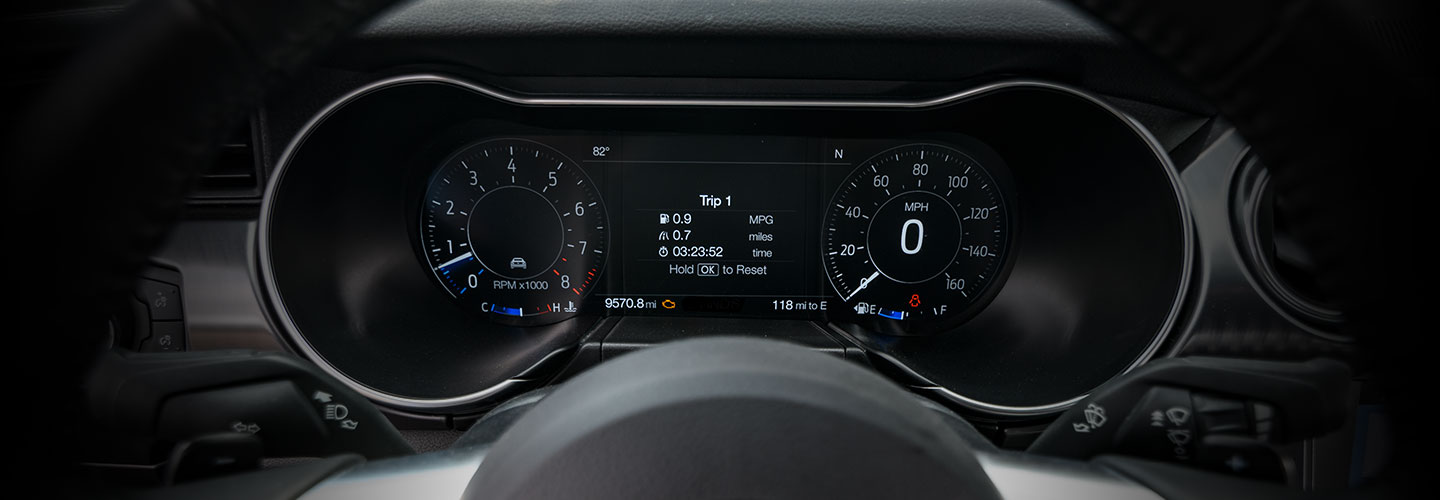 Visualiza Información necesaria en cada carrera con el Cluster Digital de Ford Mustang Mach 1 2021