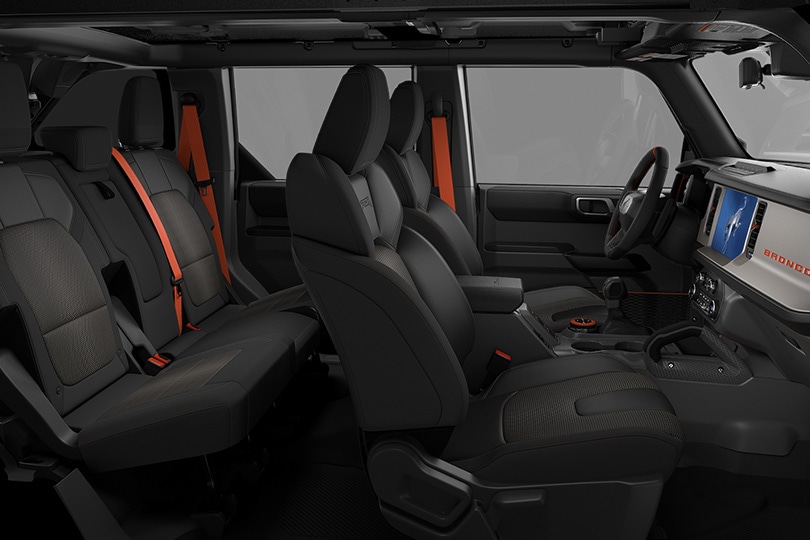 Asientos exclusivos en Piel color ónix y cinturones Code Orange de Ford Bronco Raptor 2026
