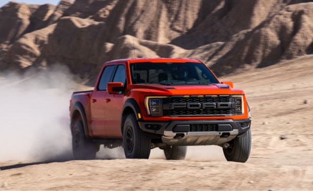 Suspensión Todoterreno de 5 Brazos y Barra Panhard de Camioneta Pickup Ford Lobo Raptor 2022