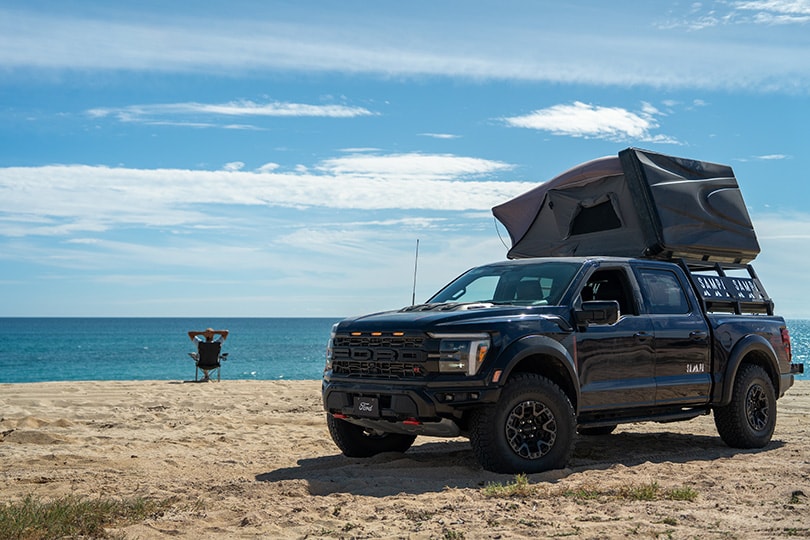 Ford Lobo Raptor R 2026, Camioneta 4x4 equipada con Suspensión FOX Live Valve