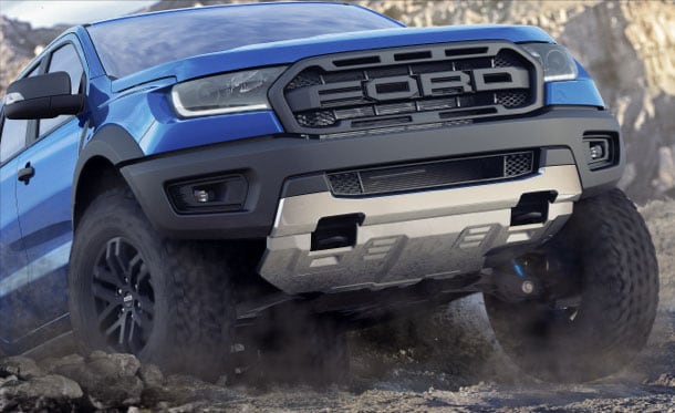 Suspensión de Alto Rendimiento en la Camioneta Pickup Ford Ranger Raptor 2022